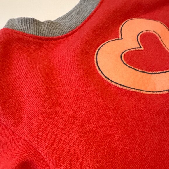 Adorable boys or girls Cat & Jack Valentine's love sweater with dog, size 18 m - Picture 4 of 5